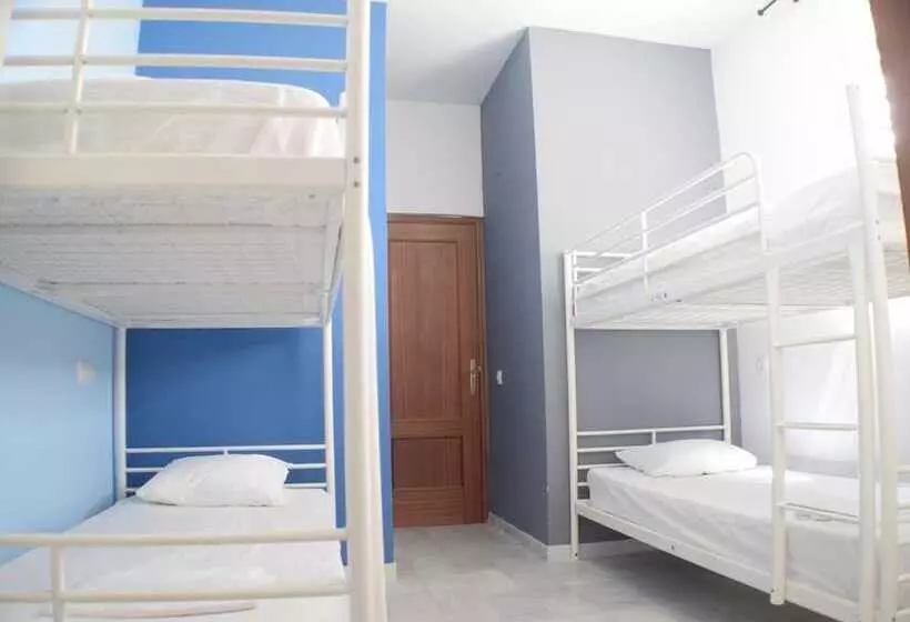 הוסטל Hostal Baobab