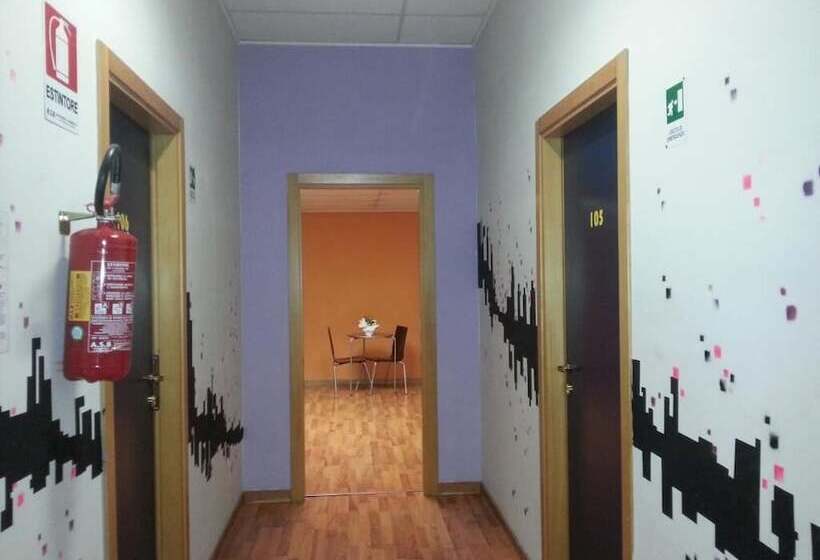 مبيت وإفطار Central Station Inn   Hostel