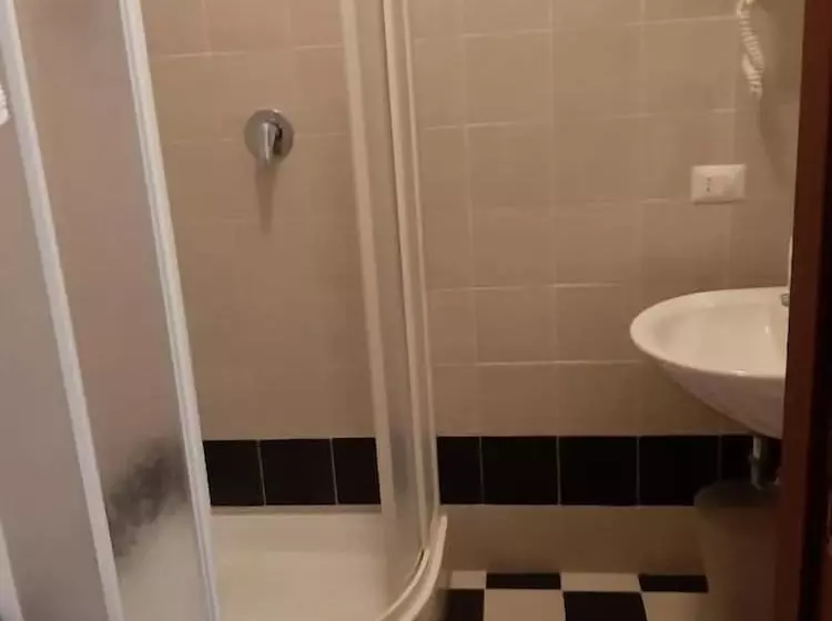 مبيت وإفطار Central Station Inn   Hostel