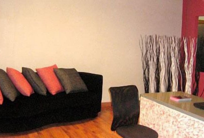 مبيت وإفطار Central Station Inn   Hostel