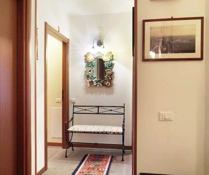 تختخواب و صبحانه Residenza Il Fiore