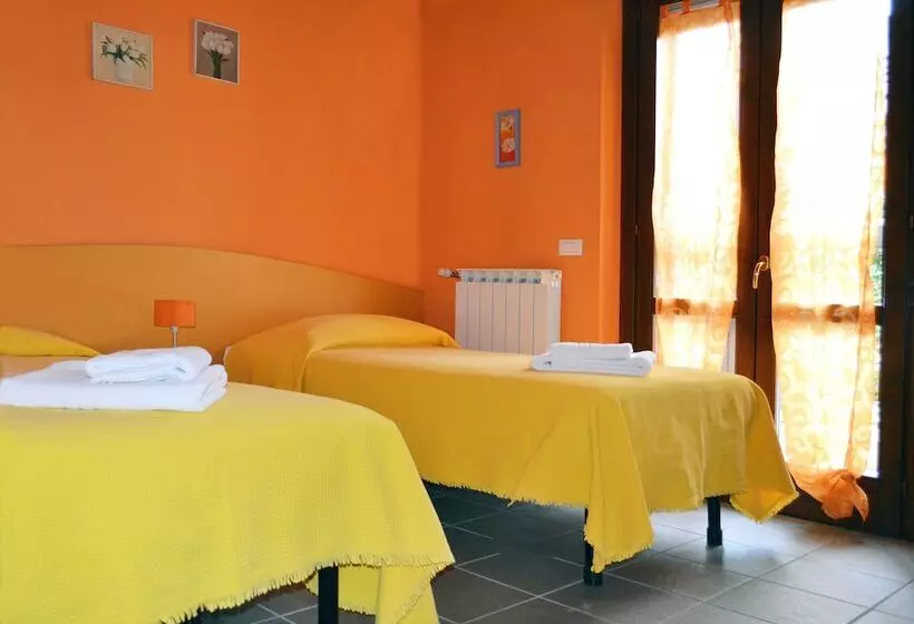 تختخواب و صبحانه Residenza Il Fiore