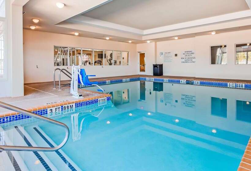 호텔 Best Western Plus Rose City Conference Center Inn