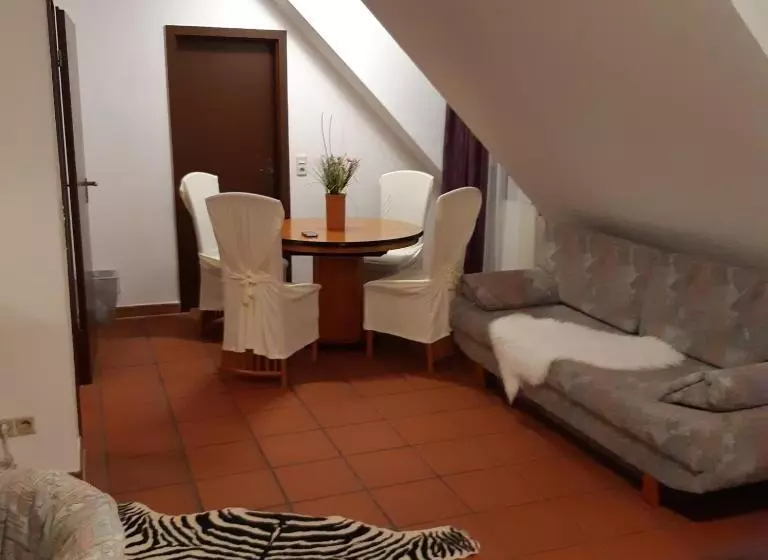 Отель Holmbecks