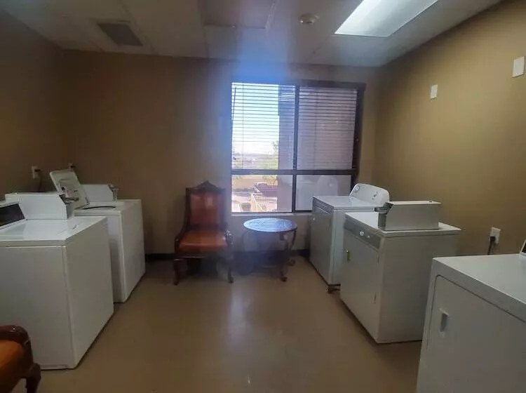 Hotel Spark By Hilton Phoenix East Mesa