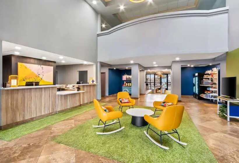 ホテル Spark By Hilton Phoenix East Mesa