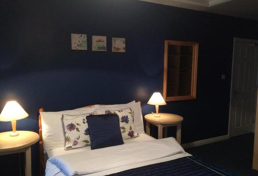 Otel The Ritz Accommodation