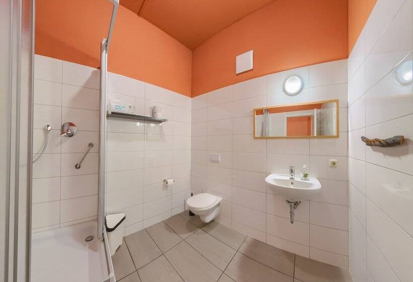 Labyrinth Hostel Weimar