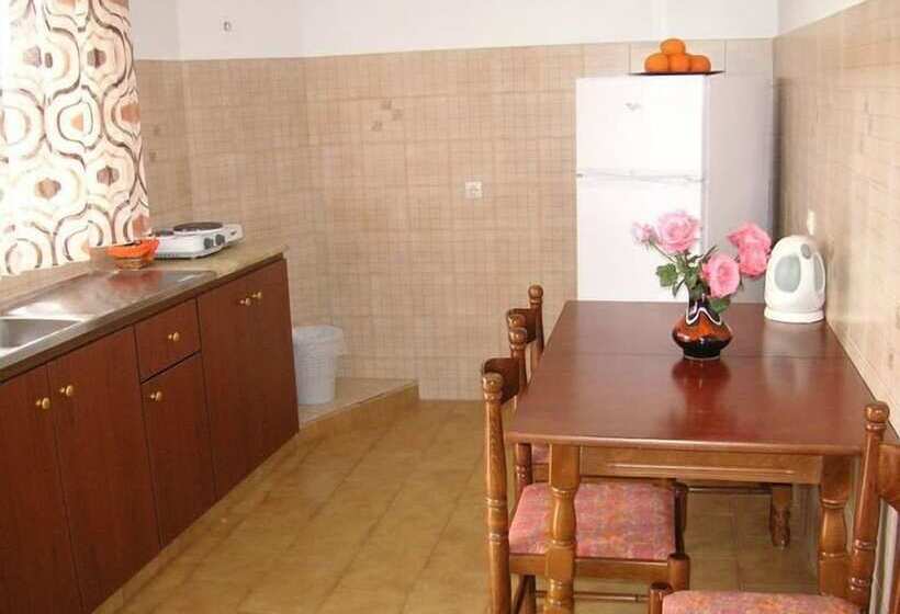 Haraki Memories Beach Studios