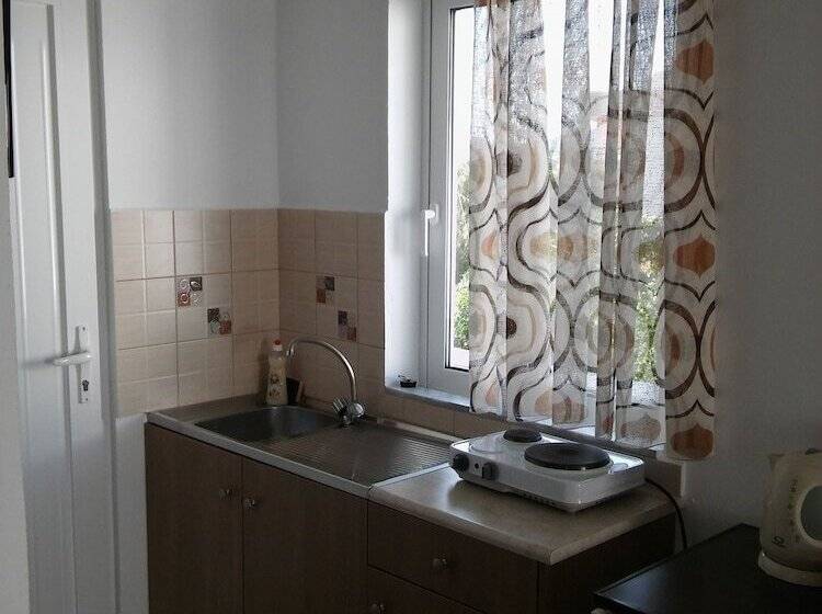 Haraki Memories Beach Studios