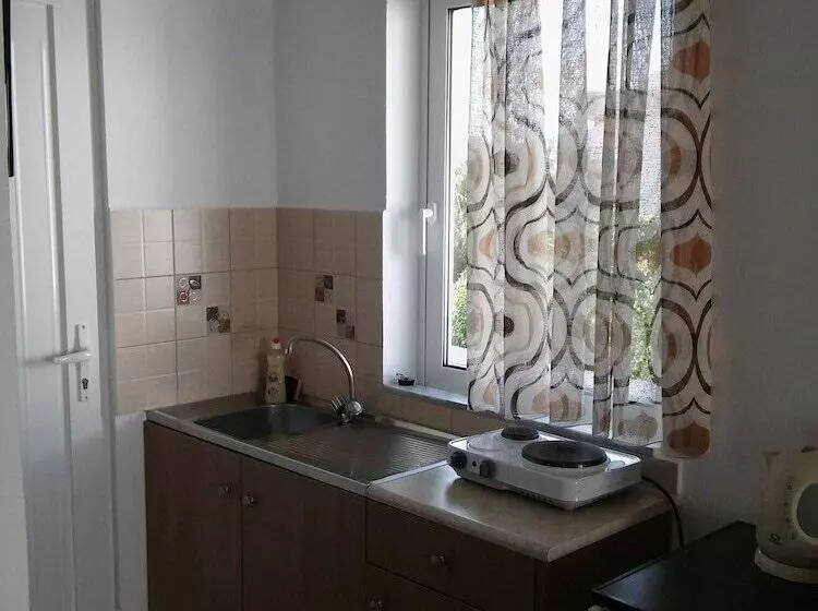 Haraki Memories Beach Studios