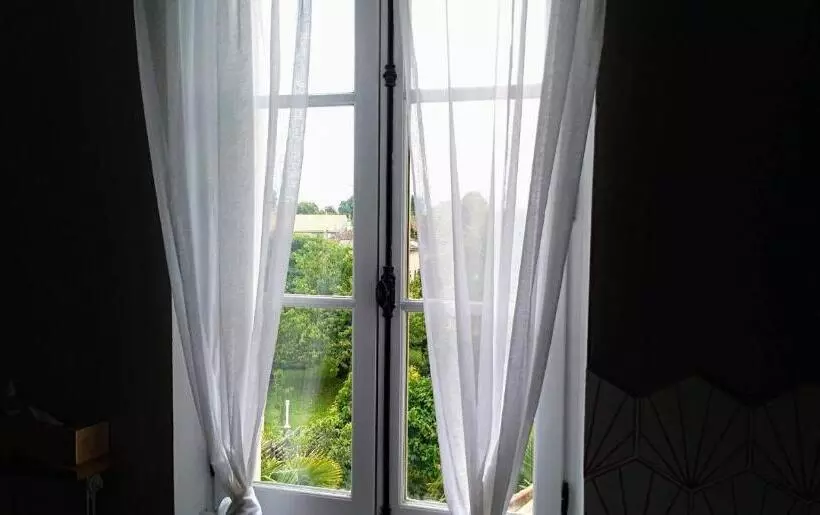 Aamiaismajoitus (B&B) La Maison Botanique