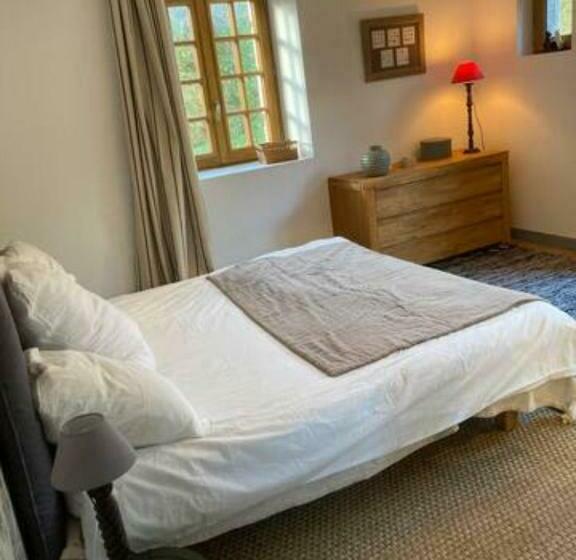 住宿加早餐 Locmajan