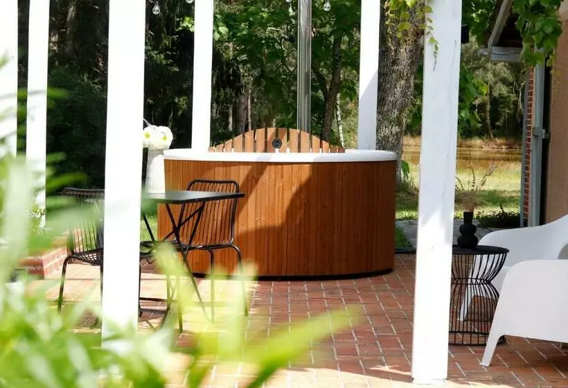 تختخواب و صبحانه Maison Madera