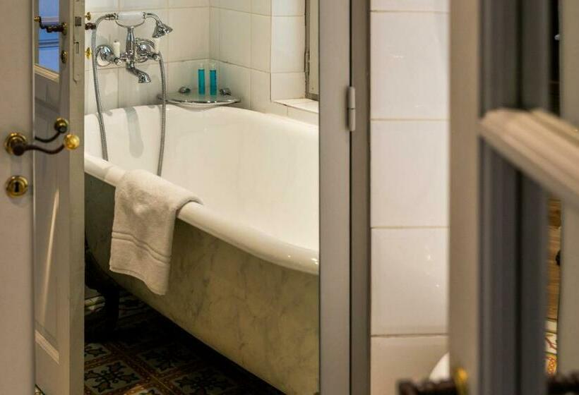 酒店 Café De Paris