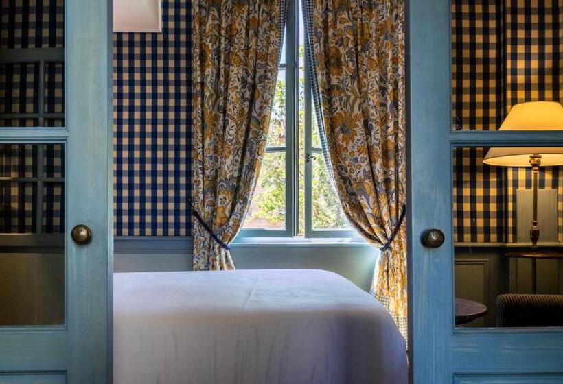 酒店 Café De Paris