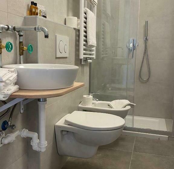 膳宿费 Castle Rhythm Inn