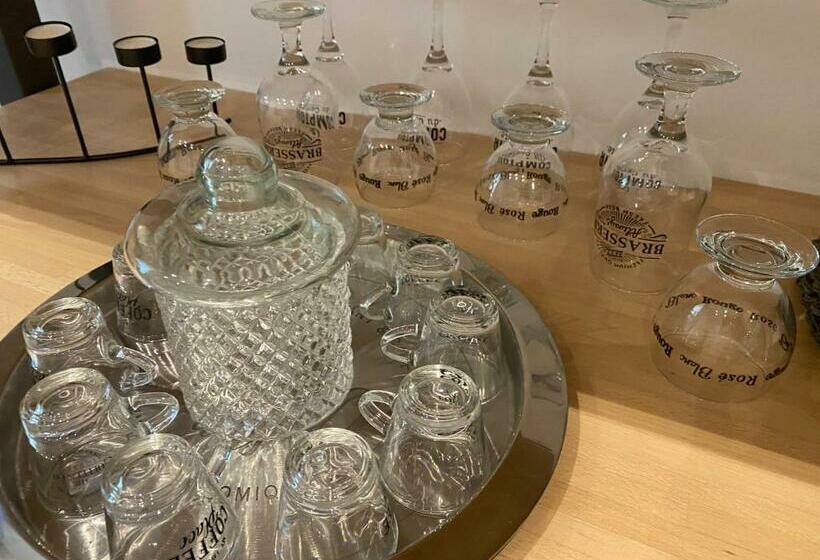 膳宿费 Castle Rhythm Inn