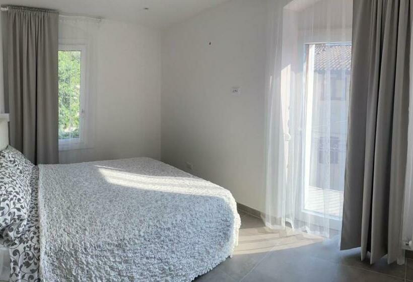 膳宿费 Castle Rhythm Inn