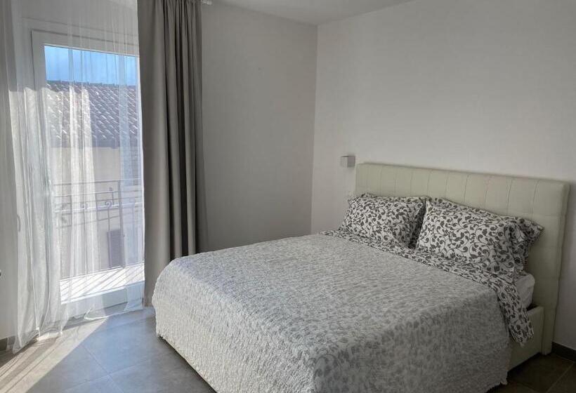 膳宿费 Castle Rhythm Inn