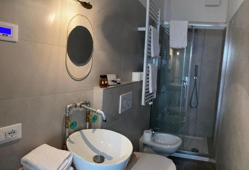 膳宿费 Castle Rhythm Inn