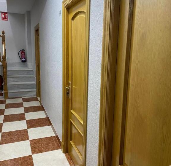 بنسيون Fonda Chiquito