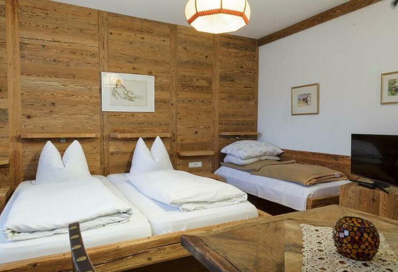 بنسيون Haus Kogler