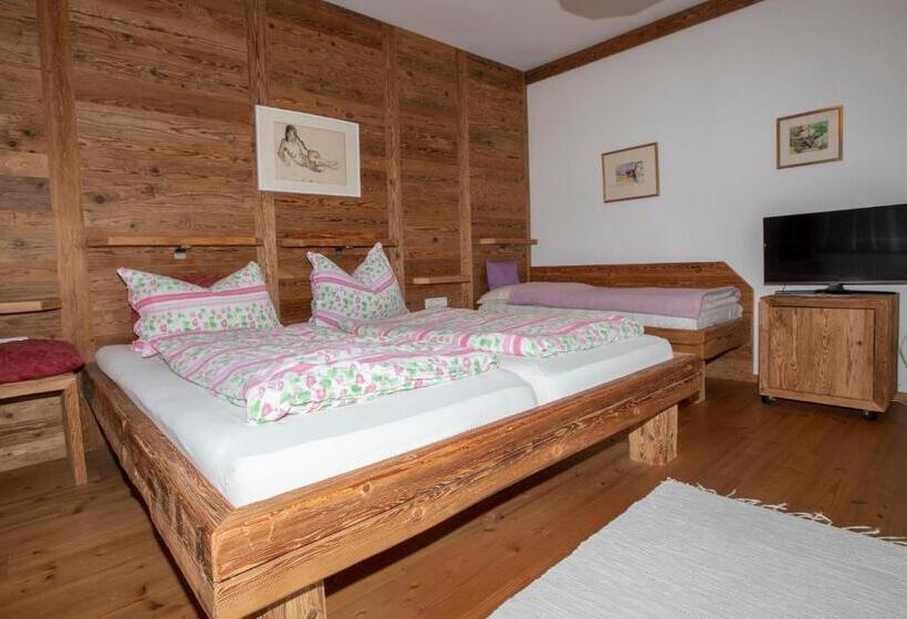 بنسيون Haus Kogler