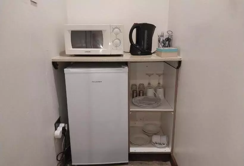 پانسیون Lydiana Guesthouse