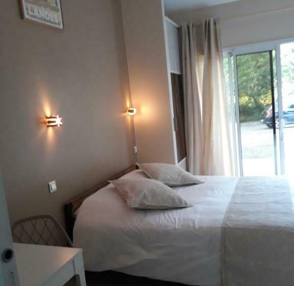 ベッドアンドブレックファースト Chambre D Hôtes Du Pin