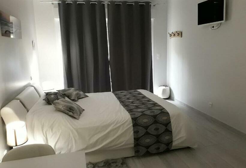 ベッドアンドブレックファースト Chambre D Hôtes Du Pin