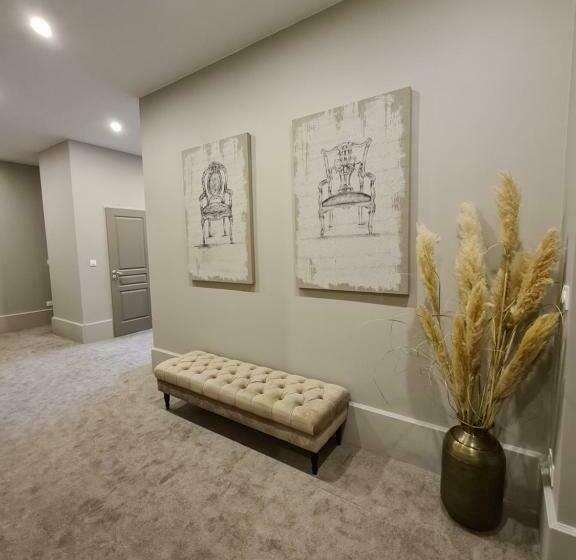 مبيت وإفطار Maison D Hôtes Au Cœur Des Lacs