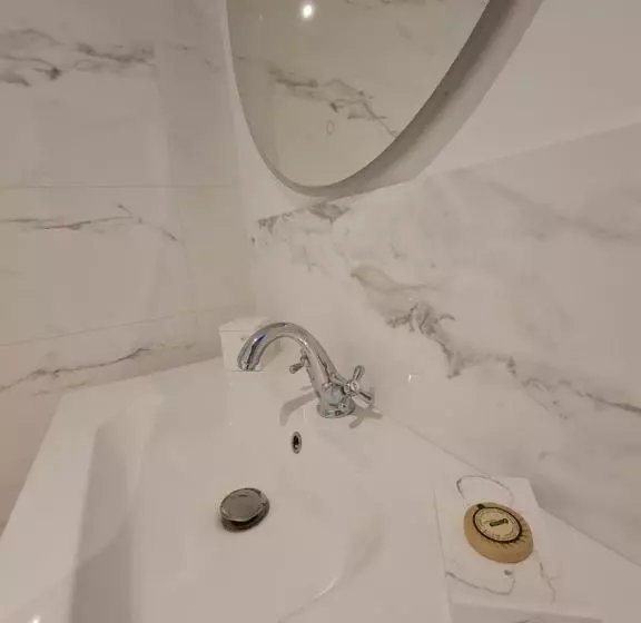 ベッドアンドブレックファースト Maison D Hôtes Au Cœur Des Lacs