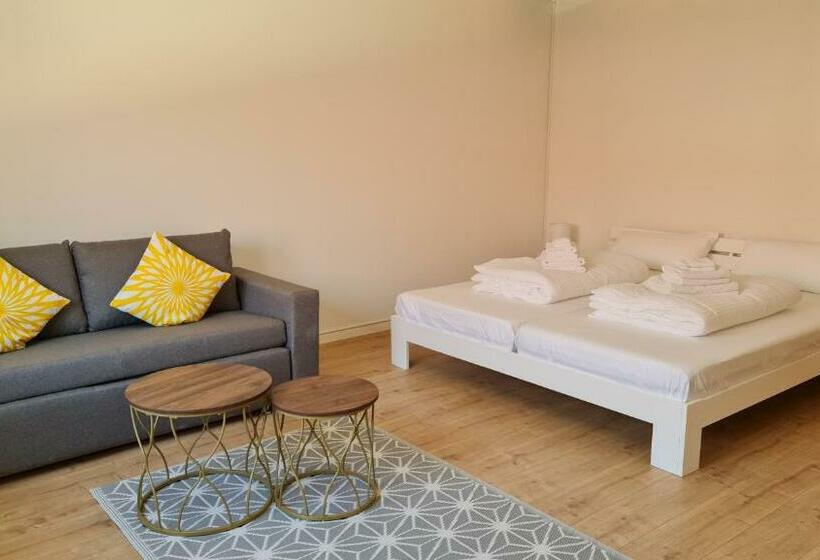 בית מלון כפרי Ferien & Business Apartments Hohenfels