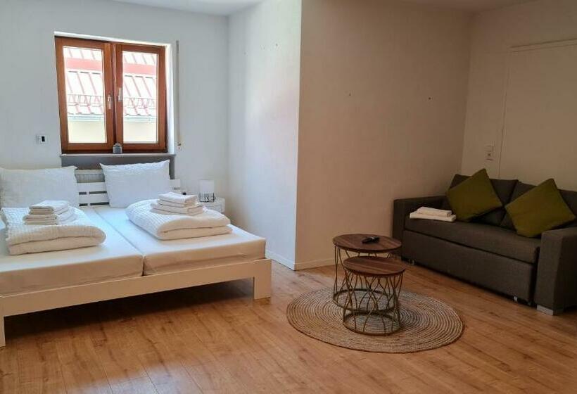 בית מלון כפרי Ferien & Business Apartments Hohenfels