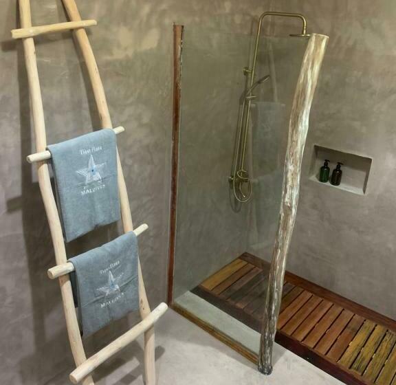 Hotel Thari Fushi Luxury Maldives All Excursions Included