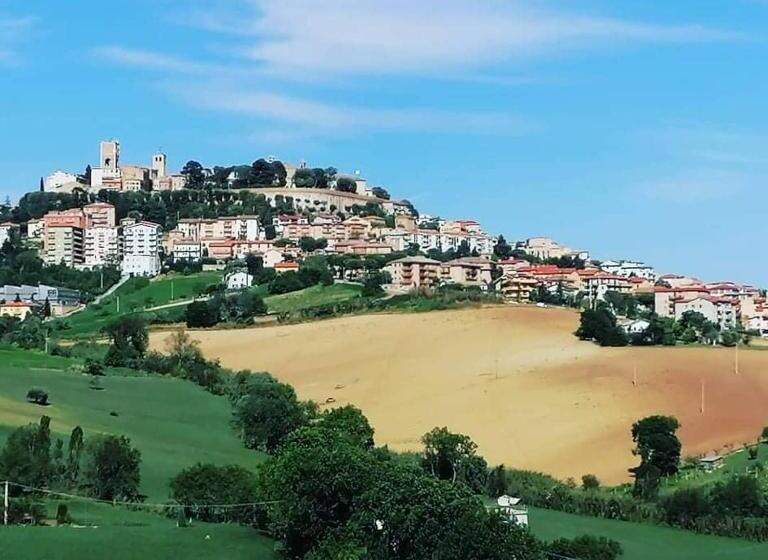 פנסיון Auximum Appartamenti