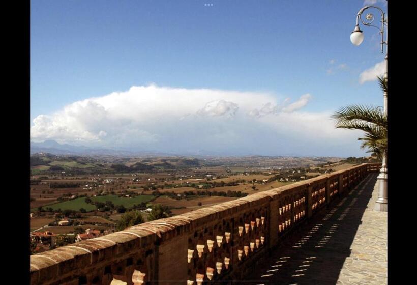 פנסיון Auximum Appartamenti