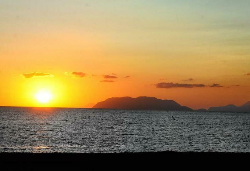 פנסיון Dimora D Estate