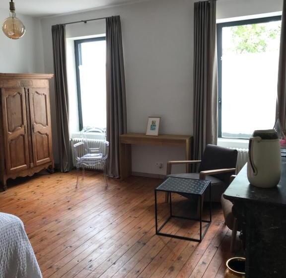 پانسیون La Villa Du Chai