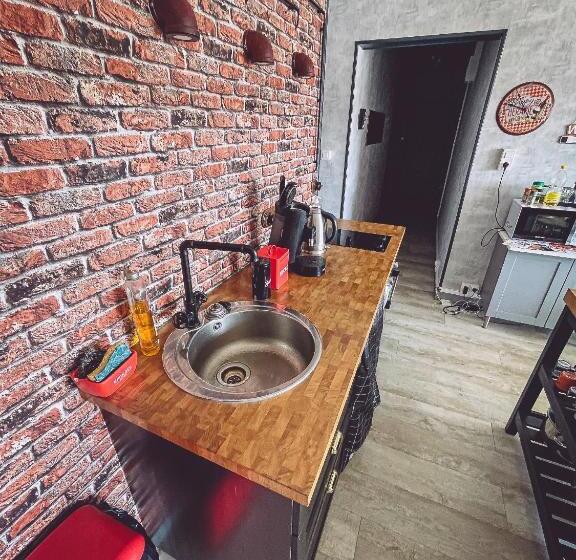 بنسيون Van Gogh Gare By Carl Emilie