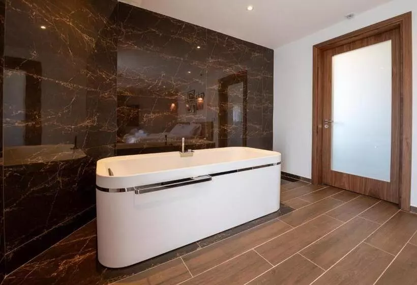 تختخواب و صبحانه Bliss Boutique Living