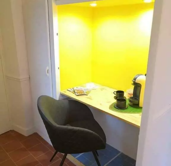 Aamiaismajoitus (B&B) Le 9 De Cour, Chambre Kiwi