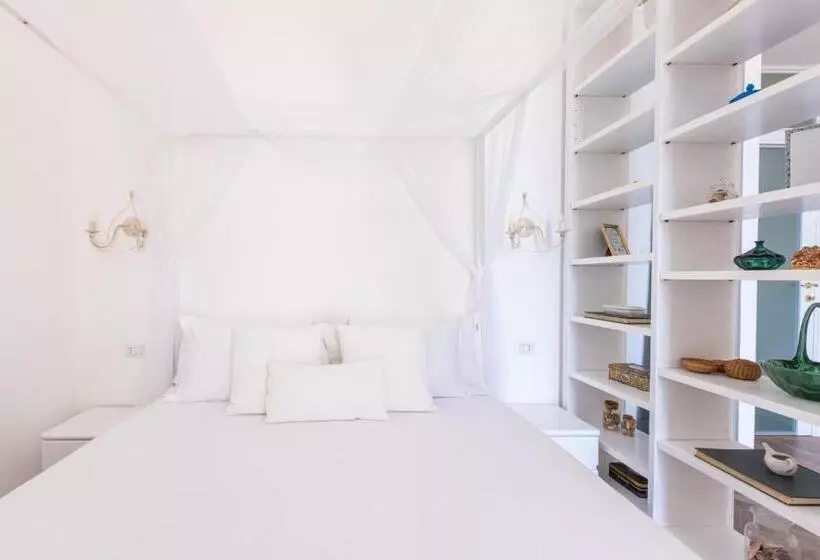 ベッドアンドブレックファースト Lux Aurea