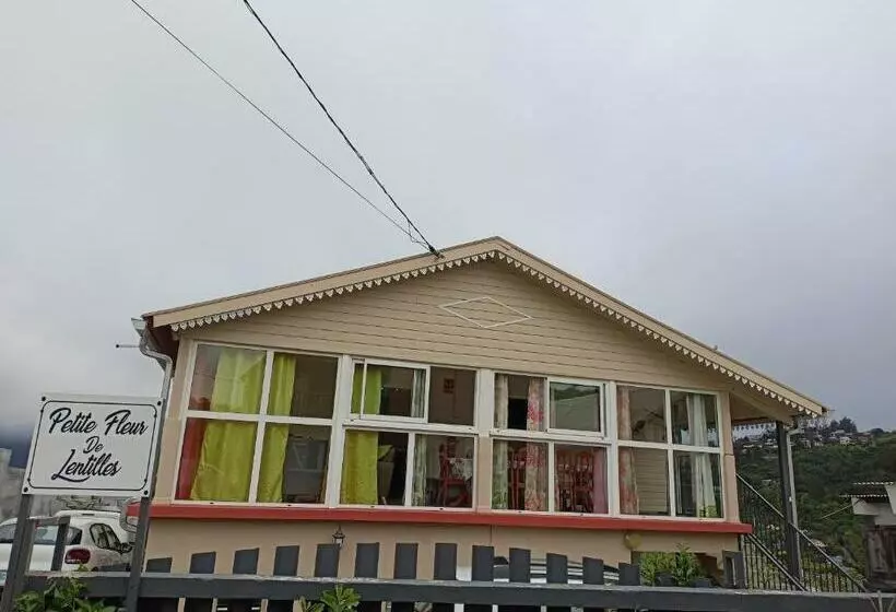 پانسیون Petite Fleur De Lentilles