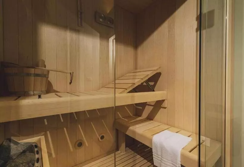 تختخواب و صبحانه Casa Horti Suites