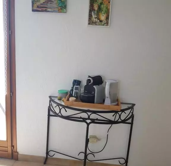 تختخواب و صبحانه Chambre D Hôtes De La Louve