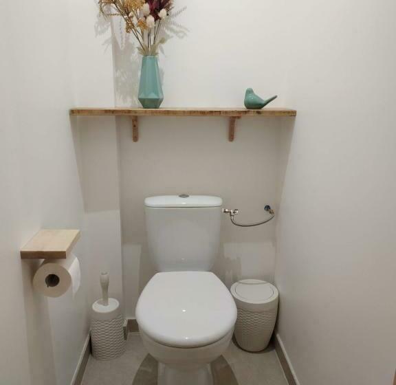 住宿加早餐  La Ferme Des Escampades