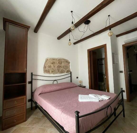 住宿加早餐  La Vie En Rose