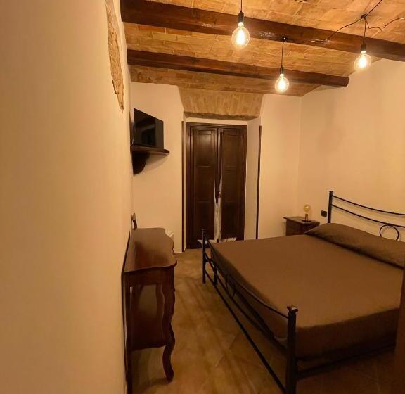 住宿加早餐  La Vie En Rose